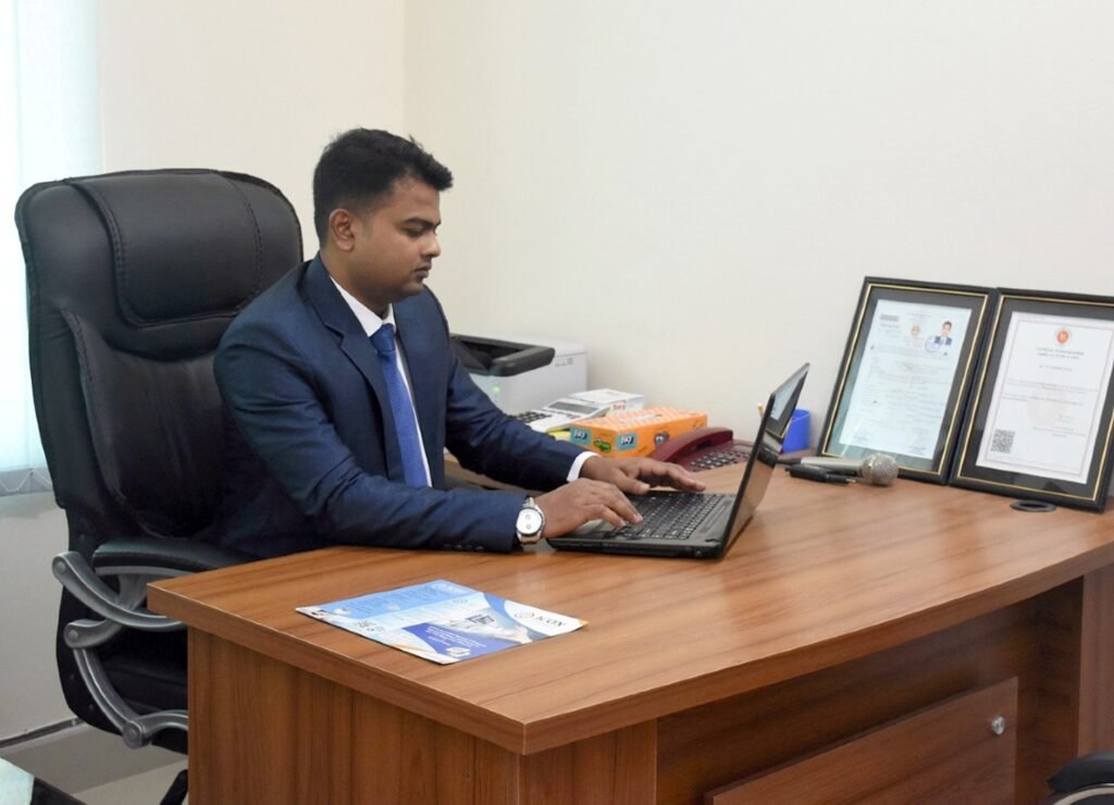 Al Faisal at Webmaster Bd Office
